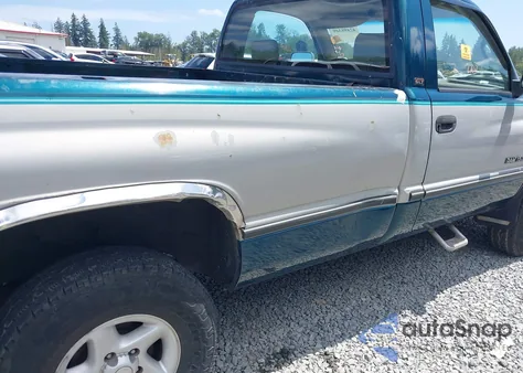 1996 Dodge Ram 1500 from USA, damaged, VIN 1B7HF16Z1TS619325